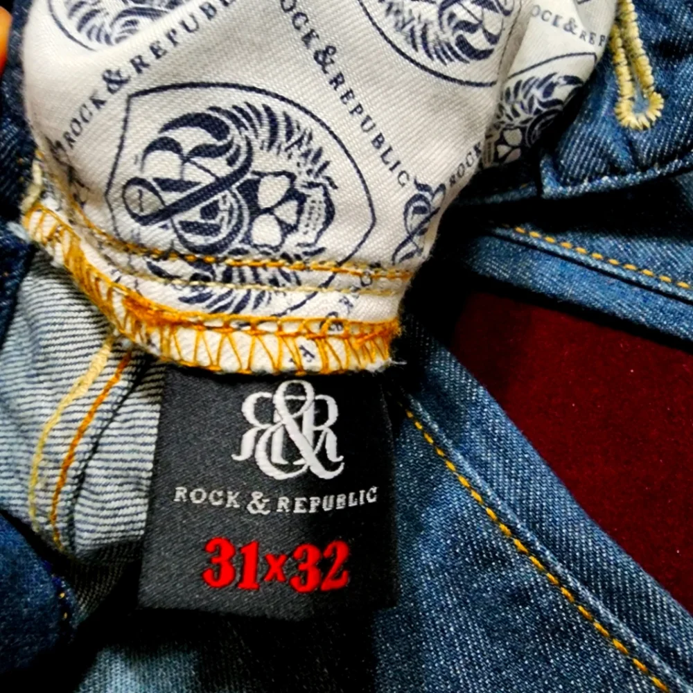 Rock And Republic  Men's Jeans 31x32 Straight Leg Casual Distressed - Picture 11 of 16